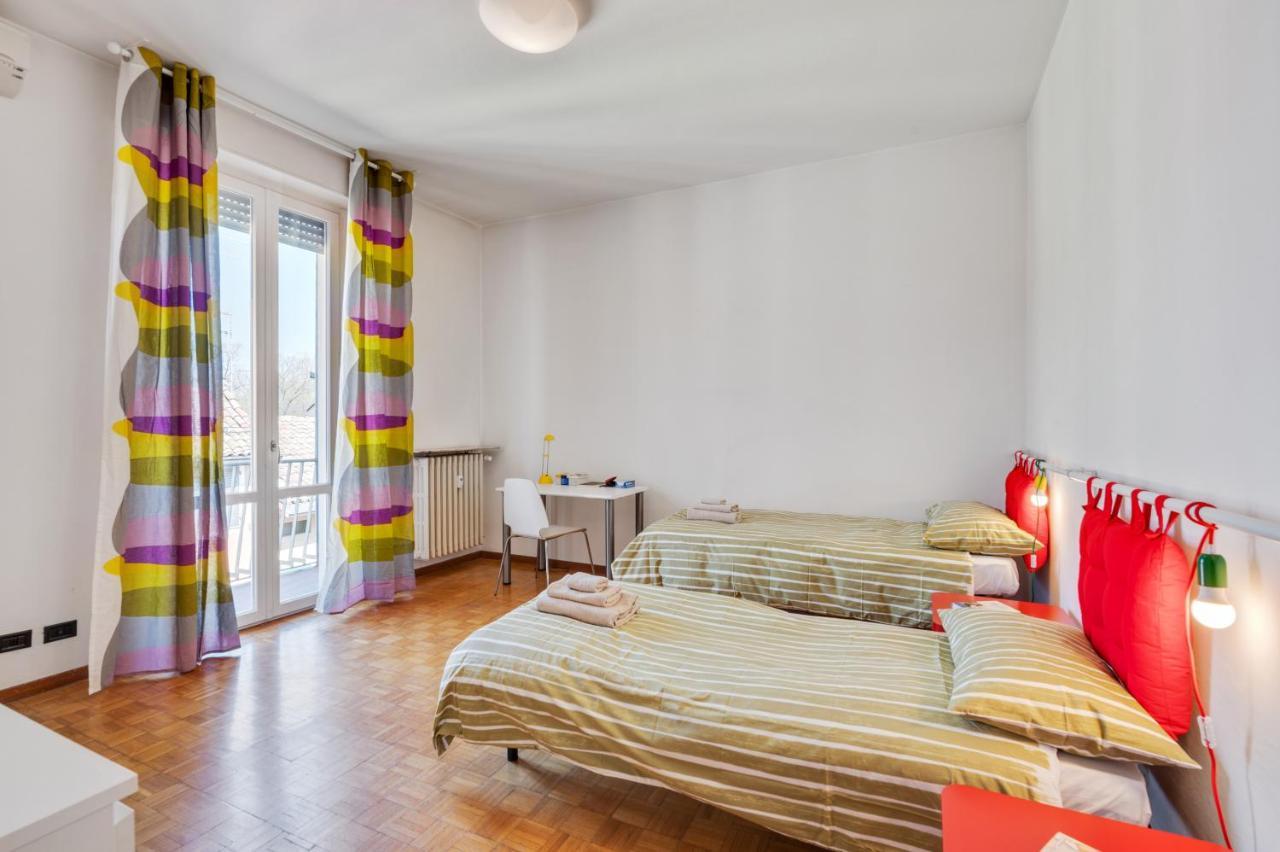 Oltretorrente Ampio Appartamento con Balconi Parma Esterno foto